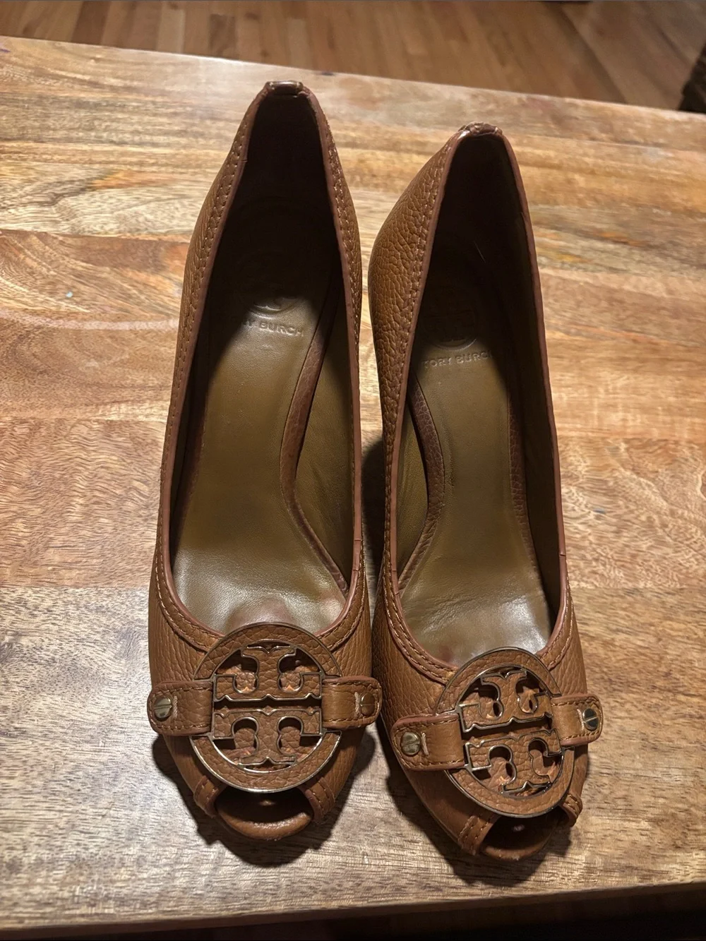 Tory Burch Leticia Wedges Sz 9.5